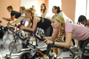 В чем польза групповых тренировок Сайкл